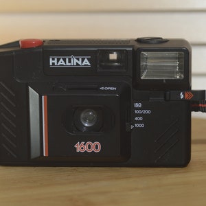 Halina 1600 Auto Focus 35mm point and shoot compact camera.