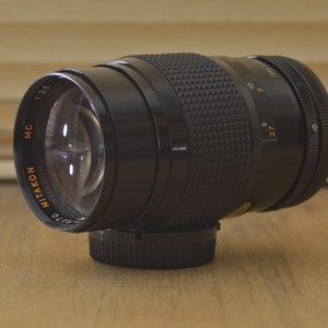 Wunderschönes Mitakon MC 200 mm f3,5 DF. Reizende Makroeinstellung, perfekt für Tierfotografie. Gereinigt und getestet.
