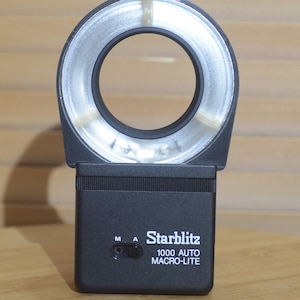 Flash annulaire macro-Lite automatique Starblitz 1000 vintage.