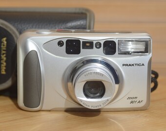 Praktica Zoom 901 AF 35mm Compact Camera with Case.