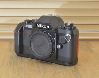 Nikon F-301 他 レンズ ストロボ バッグ セット il_340x270.2493233253_7u6c.jpg