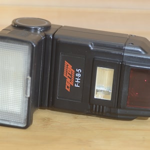 Flash universel Centon FH85. Flash automatique et incroyablement puissant