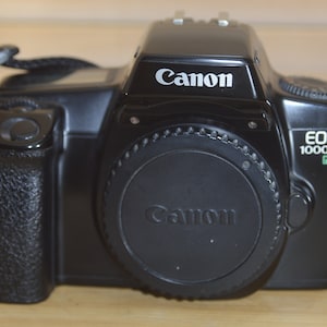 Vintage Canon EOS 1000FN 35mm SLR Camera. Fantastic starter camera