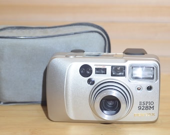 Pentax Espio 928M 35mm Compact Camera with Case