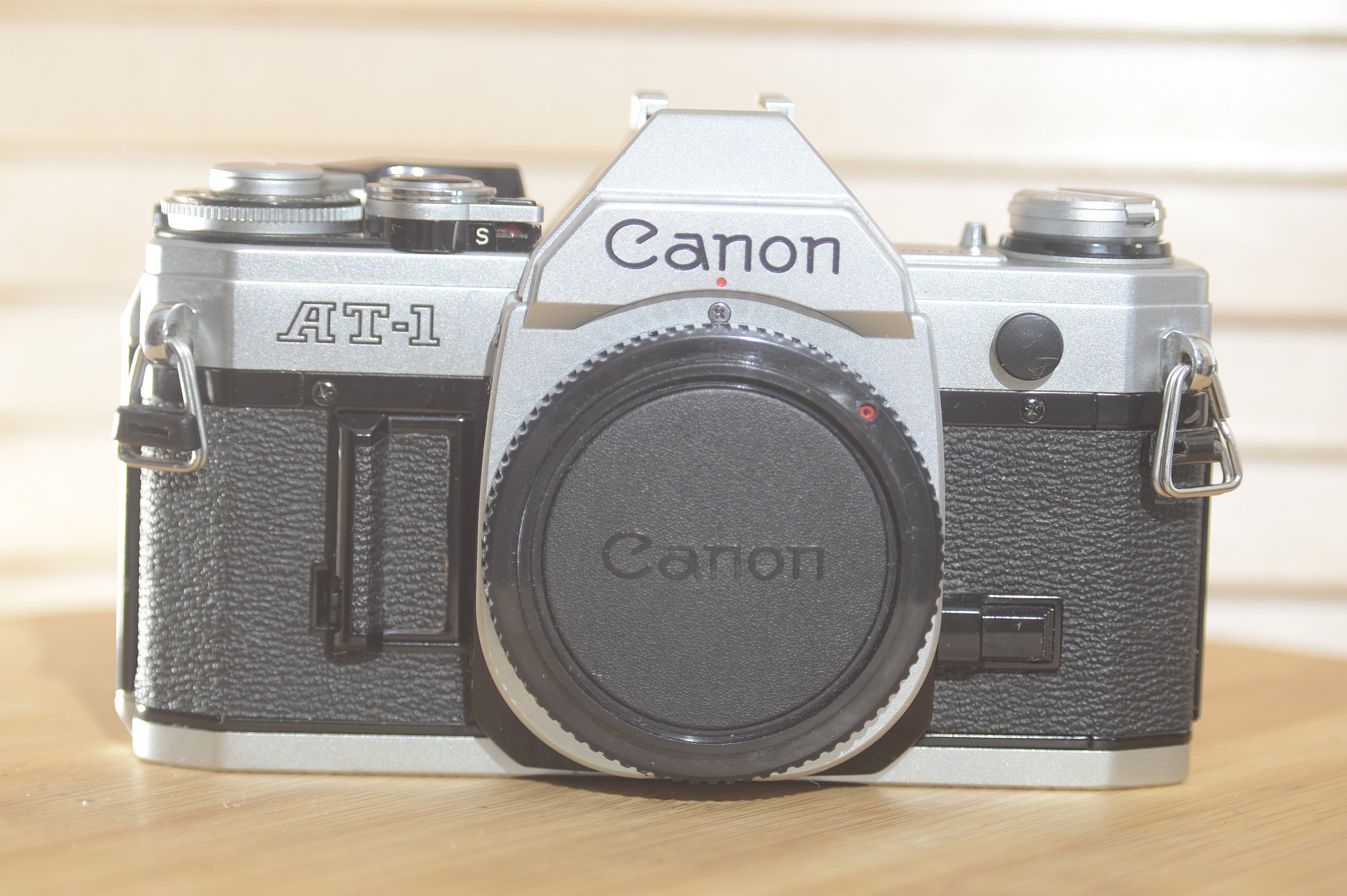 Canon At1