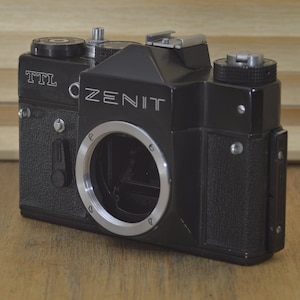 Fantastic Zenit TTL 35mm Camera (Body Alone). Takes All M42 Lenses.