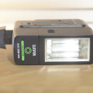 Sunpak Auto Zoom 2400 Thryistor Universal Flash unité. Grande unité de flash Bounce
