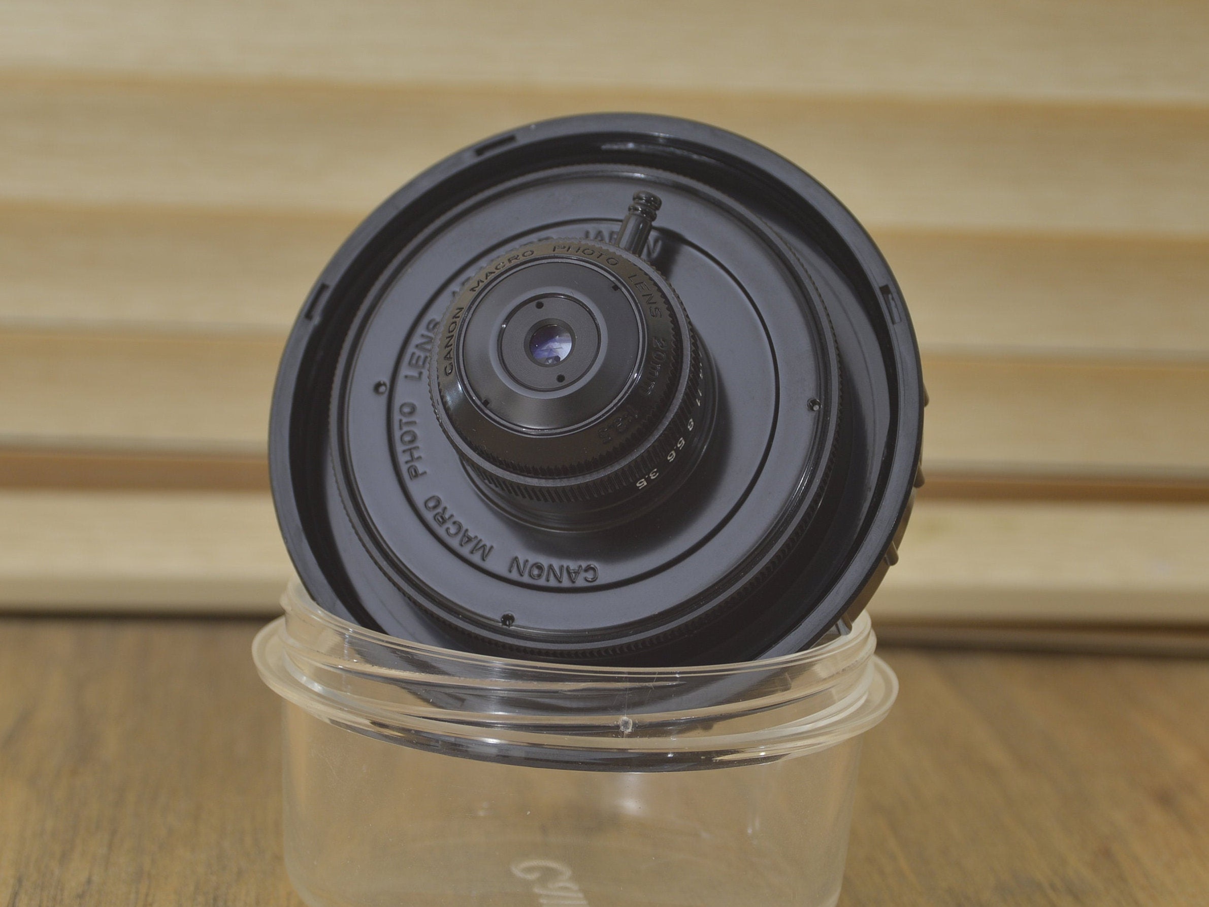Canon - ＣＡＮＯＮ　ＭＡＣＲＯ　ＰＨＯＴＯ　ＬＥＮＳ　２０ｍｍ　Ｆ３．５ Canon Macro Photo 20mm F3.5 Lens With Case! Mint Condition