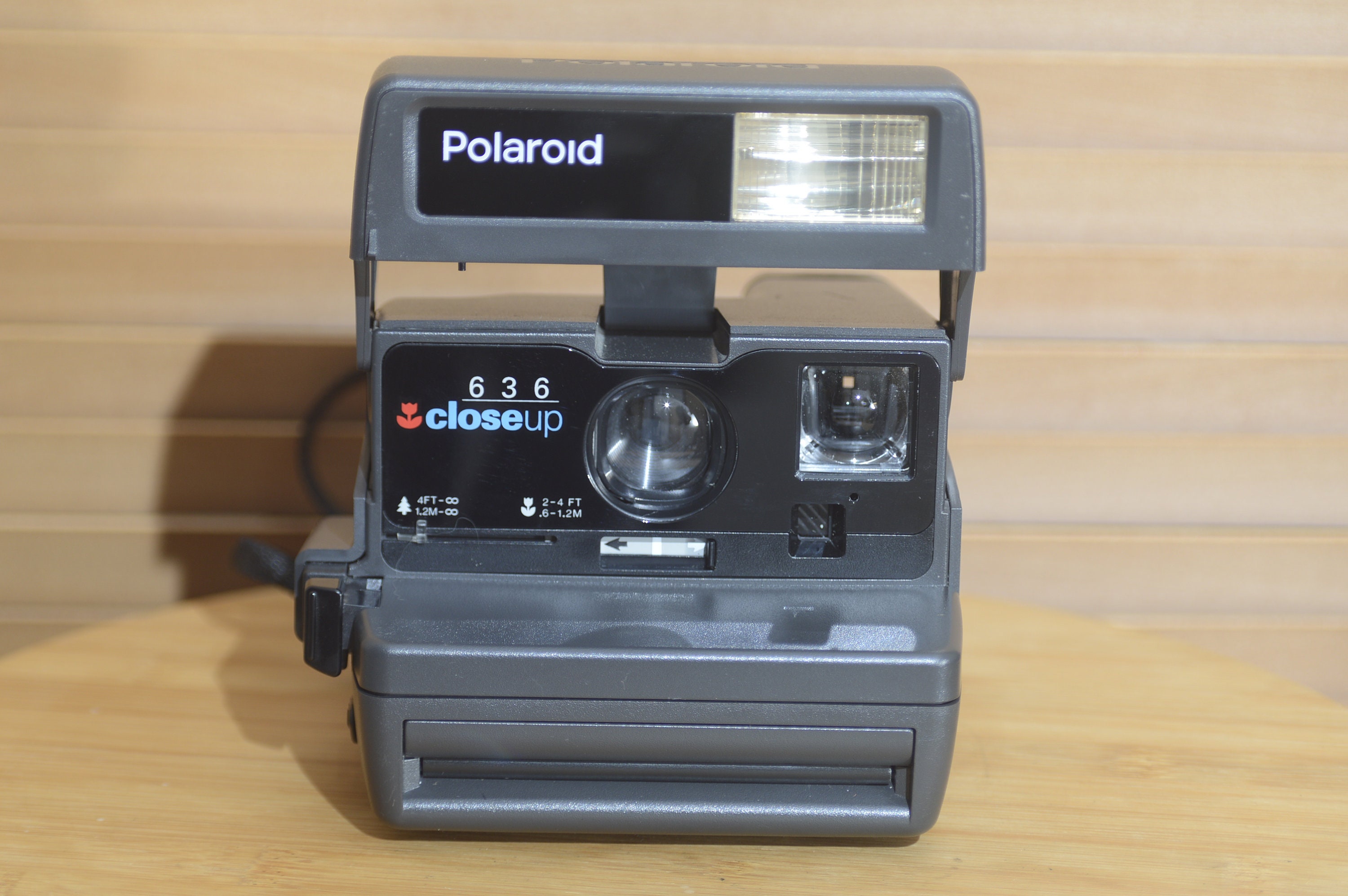 Polaroid 636 Gros plan RARE édition russe fabriqué usine Svetozor TESTÉ