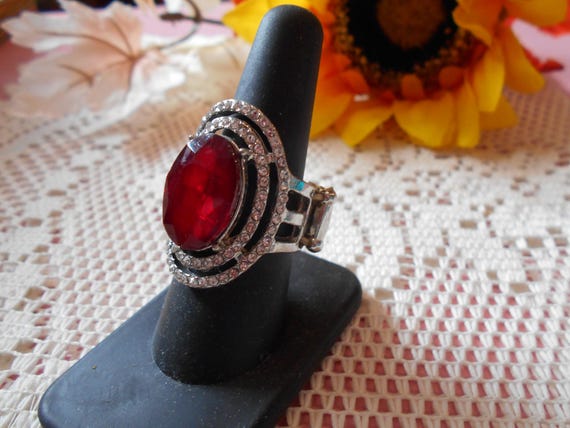 Beautiful Ring-Bling-Classy-Statement-Rockin Red … - image 3