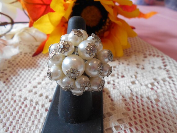 Beautiful Ring-Bling-Classy-Statement-Big Faux Pe… - image 2