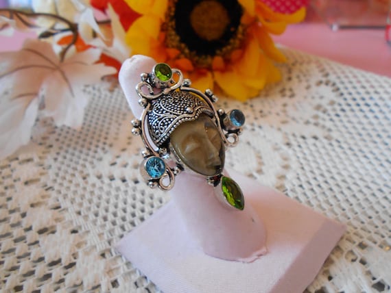 Beautiful Ring-Bling-Classy-Statement-Goddess-Per… - image 2