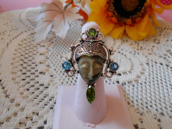 Beautiful Ring-Bling-Classy-Statement-Goddess-Per… - image 1