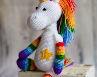 Knitted Giraffe toy, handmade toy