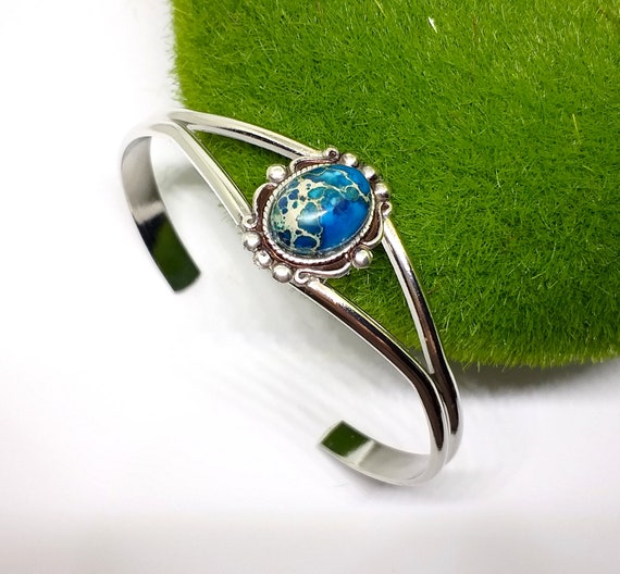 The Content of Bella's Jewelry Box - Turquoise Bangle