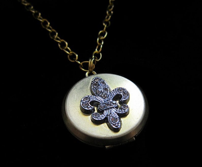 More Than My Own Life... Renesmee Locket Necklace Twilight - Etsy