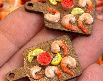 Dollhouse shrimp- 1:12th scale- dollhouse furniture- dollhouse kitchen- miniature shrimp- miniatures- tiny food- dollhouse grocery