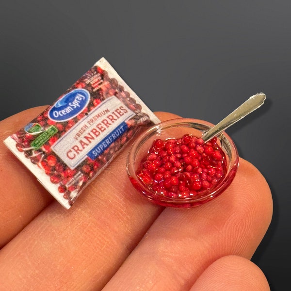 Dollhouse holiday- dollhouse cranberries - 1:12th scale- dollhouse furniture- miniature holiday- miniature cranberries - miniatures
