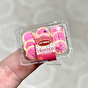 Poppenhuiskoekjes-1:12e schaal- poppenhuisvakantie- miniatuurvoedsel- polymeerklei mini- miniatuurkoekjes- poppenhuiskeuken- poppenhuis