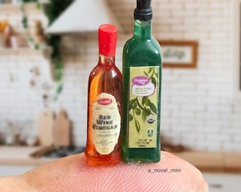 Dollhouse oil and vinegar- 1:12th scale- dollhouse grocery- tiny food- miniature food- tiny flour- dollhouse kitchen- dollhouse furniture