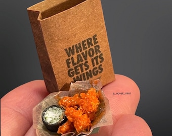 Dollhouse chicken set- 1:12th scale-dollhouse kitchen- dollhouse furniture- tiny food- miniatures- dollhouse meal-miniature meal- dollhouse