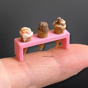 ドールハウス アイスクリーム - 1:12 スケール - ドールハウス デザート - ドールハウス キッチン - ドールハウス 家具 - ミニチュア デザート - ミニチュア - ドールハウス - 小さい