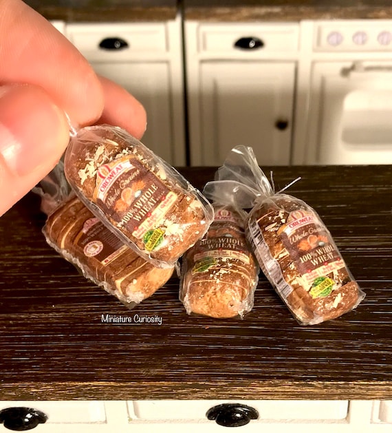 Dollhouse bread- 1:12th scale- dollhouse kitchen- dollhouse furniture-  miniatures- dollhouse- tiny bread- miniature bread- tiny food