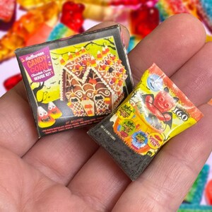 Dollhouse Halloween candy- 1:12th scale- dollhouse drink set- miniature Halloween- miniatures- dollhouse furniture- dollhouse kitchen