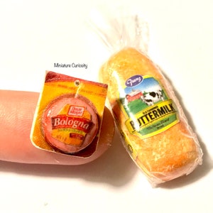 Dollhouse food- 1:12th scale- dollhouse kitchen- dollhouse furniture- miniatures- tiny food- miniature food- dollhouse sandwich- miniature