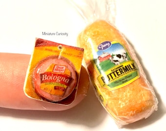 Dollhouse food- 1:12th scale- dollhouse kitchen- dollhouse furniture- miniatures- tiny food- miniature food- dollhouse sandwich- miniature