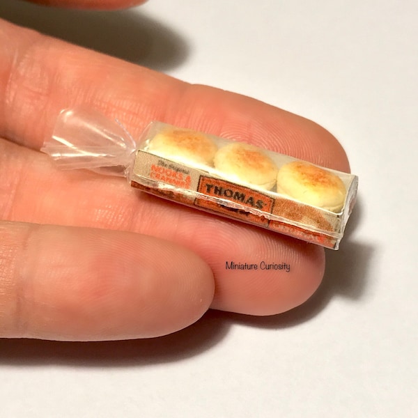 Dollhouse breakfast- 1:12th scale- dollhouse kitchen- dollhouse furniture- dollhouse bread- miniature bread- miniatures- tiny bread