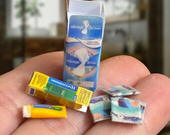 Artículos de aseo para casa de muñecas - Escala 1:12 - Baño para casa de muñecas - Muebles para casa de muñecas - Baño en miniatura - Miniaturas - Artículos de aseo en miniatura