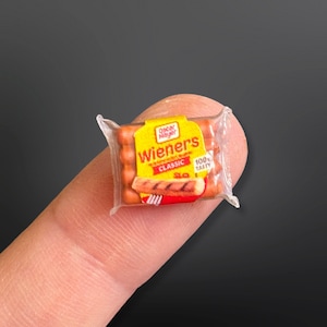 Dollhouse hotdogs- 1:12th scale- dollhouse kitchen- dollhouse furniture- dollhouse meal- miniature hotdog- dollhouse bbq- tiny food