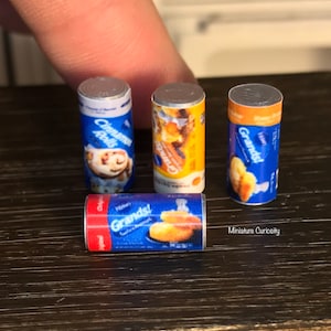 Dollhouse biscuits- 1:12th scale- dollhouse kitchen- dollhouse furniture- dollhouse grocery- miniatures- miniature grocery- tiny food
