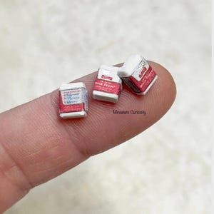 Poppenhuispeper - miniatuurpeper - schaal 1:12 - poppenhuis kruidenier - miniatuur kruidenier - miniaturen - poppenhuiskruiden - miniatuur kruiden - klein