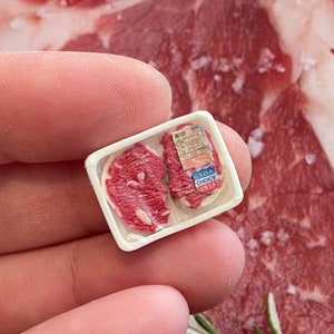 Dollhouse steak- 1:12th scale- dollhouse kitchen- dollhouse furniture- dollhouse food- miniatures- tiny food- dollhouse- tiny steak