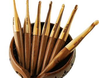 Rosewood Crochet Hook Set: Ergonomic Wood Crochet Needles