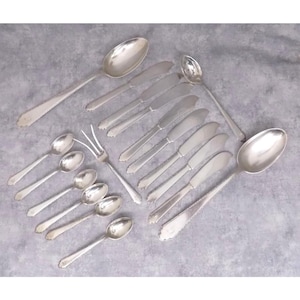 Lunt Silver Treasure William & Mary Art Deco Sterling 18 pieces