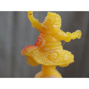 1980&#39;s Rubber Jiggler Robot Alien Spaceman Suction Cup Vending Toy