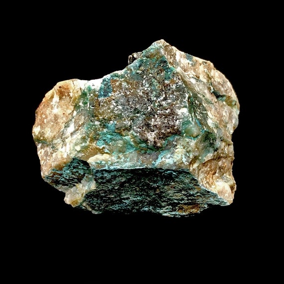 2UB Chrysocolla Copper Minerals in Quartz Rough Rock for Lapidary