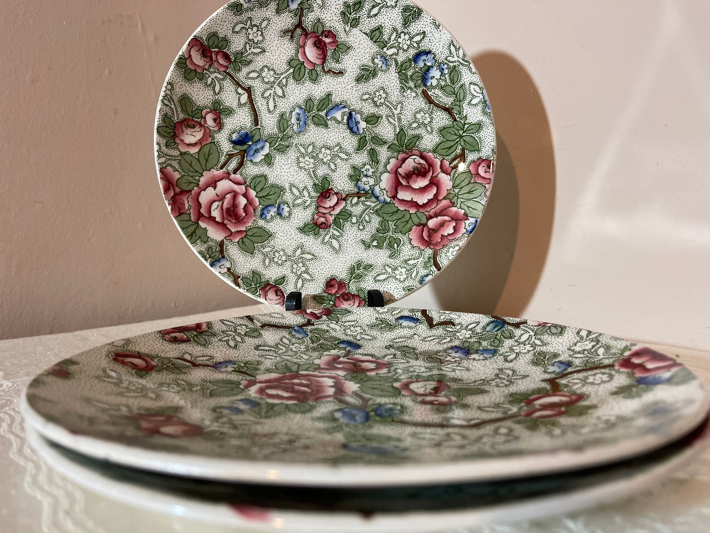 Kitchen & Dining Home & Living Green with pink & blue flowers 3