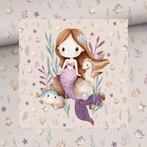 Puede incluir: Una ilustración de acuarela de una sirena con cola morada y cabello castaño sentada en una roca con un caballito de mar. El fondo es rosa claro con un patrón repetitivo de conchas, estrellas de mar y algas marinas.