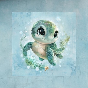 Könnte beinhalten: Eine bezaubernde Illustration einer Babyschildkröte mit großen Augen. Die Schildkröte hat einen grünen und beigen Panzer und Flossen, umgeben von Blasen und Seegras. Ein kleiner Seestern ist ebenfalls vorhanden, vor einem hellblauen Hintergrund.