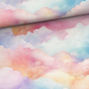 Könnte beinhalten: Ein nahtloses Muster aus Aquarellwolken in Rosa-, Blau-, Gelb- und Lilatönen. Die Wolken sind übereinander gelegt und überlappen sich, wodurch ein verträumter und ätherischer Effekt entsteht.