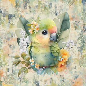 Könnte beinhalten: Eine Aquarellillustration eines kleinen grünen Papageis mit pfirsichfarbener Stirn, großen dunklen Augen und einem grauen Schnabel. Der Vogel ist umgeben von weißen und gelben Blüten, grünen tropischen Blättern und einem strukturierten Hintergrund.