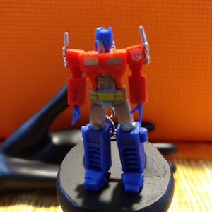 Transformers  Optimus Prime - Keychain / Key Ring / Key Chain / Keys