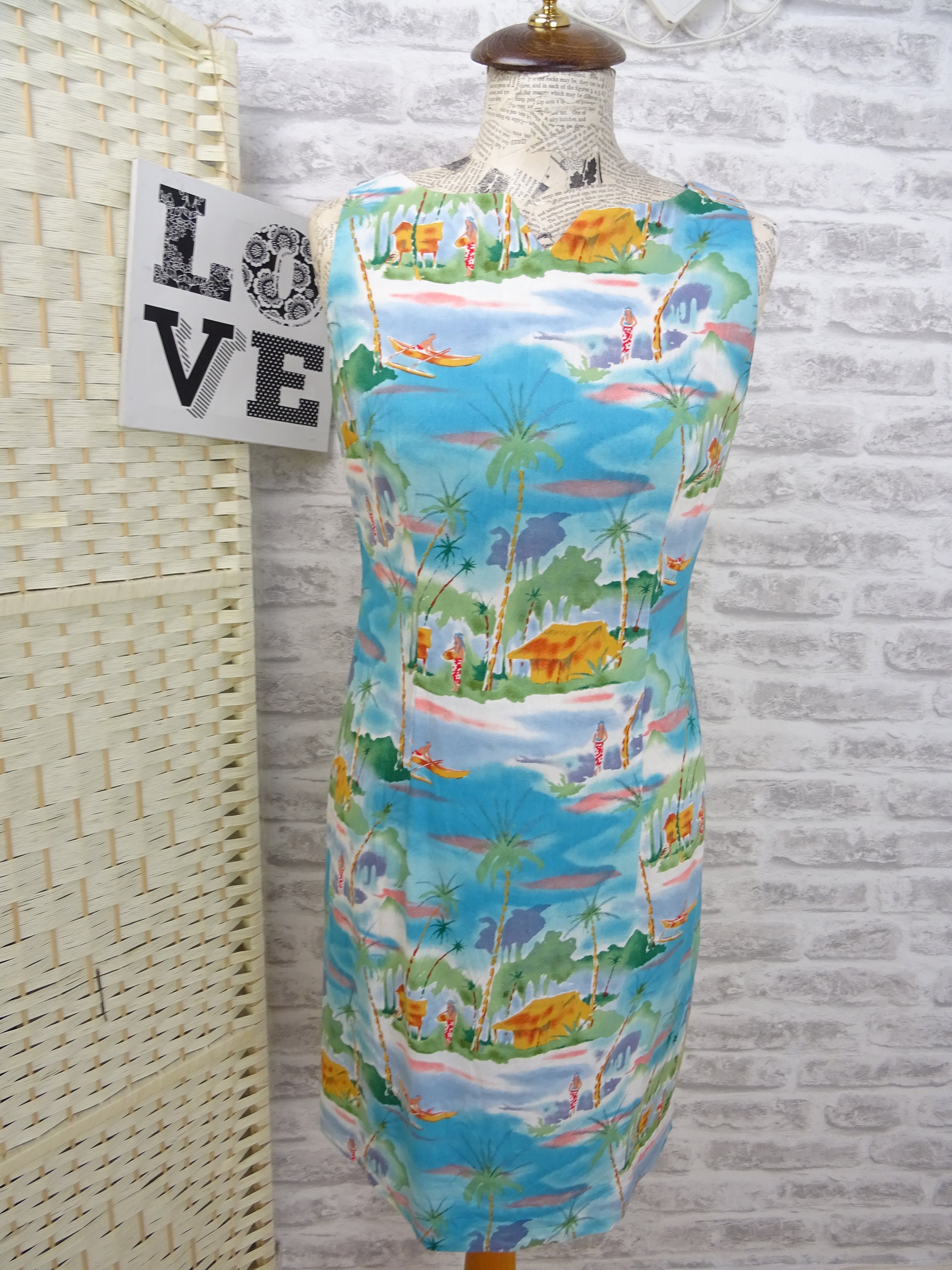 Hawaiian dress top near me