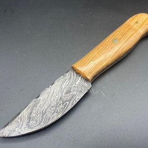 Couteau Damas Skinner Manche Bois 8&quot; - Pleine Soie - 2054