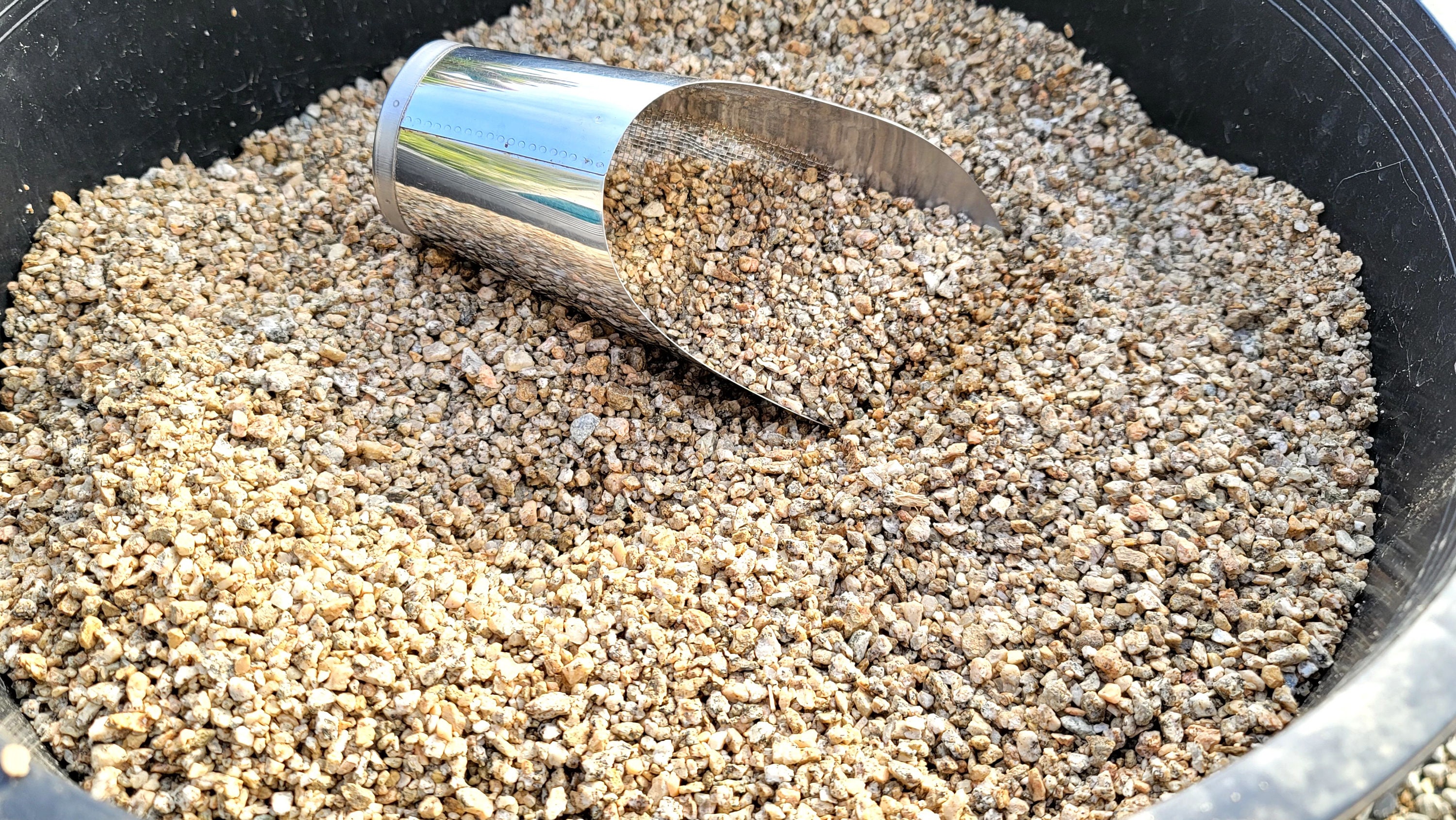 Decomposed Granite - 27 Pounds - Top Dressing/ Soil Additive - DG - Bulk Order