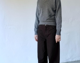 Jersey de cuello en V de lana de cordero gris / Vintage